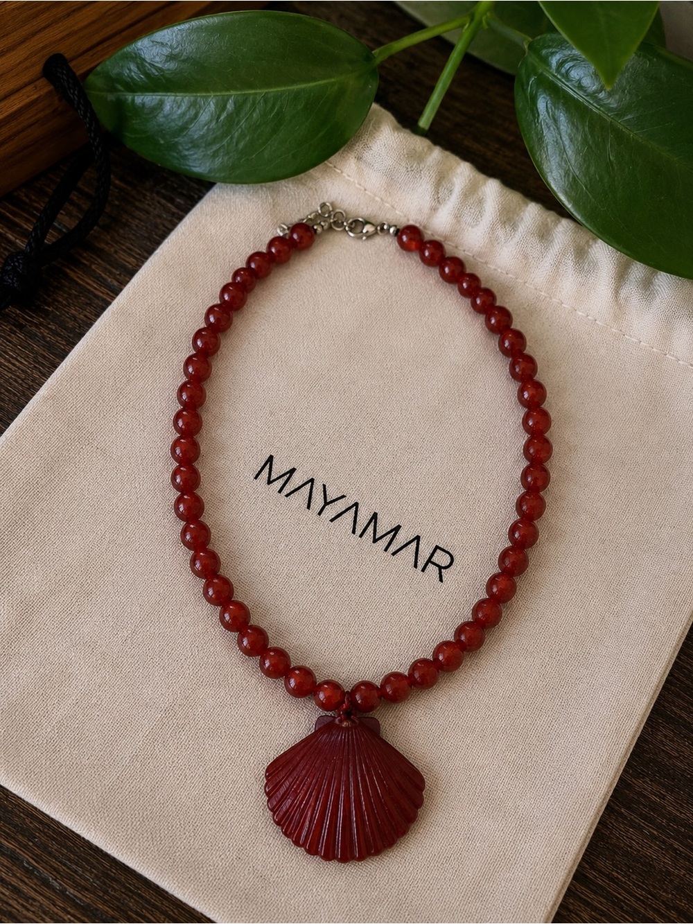 New mayamar genuine Red agate with beautiful Shell Pendant